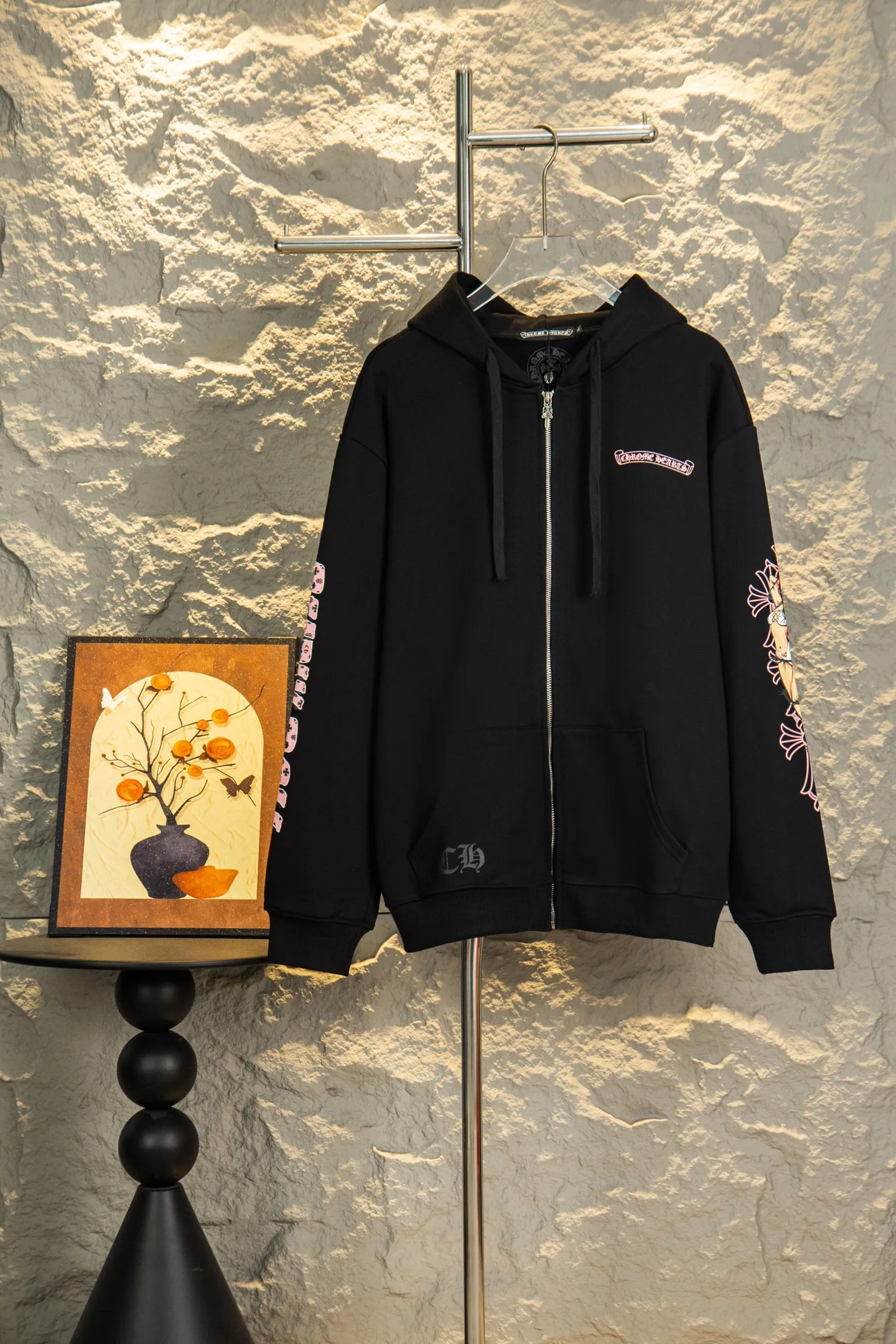 ：Y 150 Come Hearts Deadly Doll Pink ， ， 。 Black +Pink ， ! Quality ， ， ， 。 ， ， ! ：Black Sizes：S M L XL